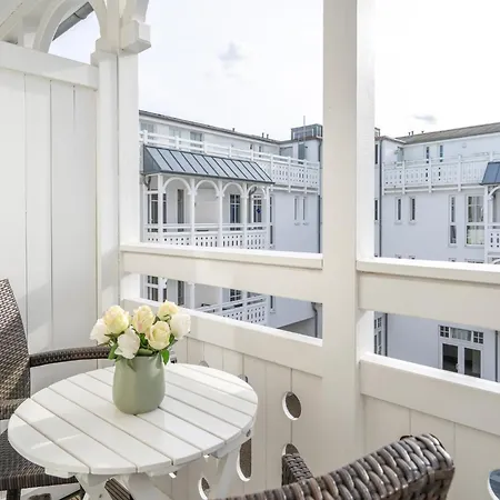 Apartment In Mit Naehe Zum Meeresstrand, Cleaning Included *