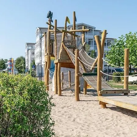 In Mit Naehe Zum Meeresstrand, Cleaning Included * Sellin (Rugen)
